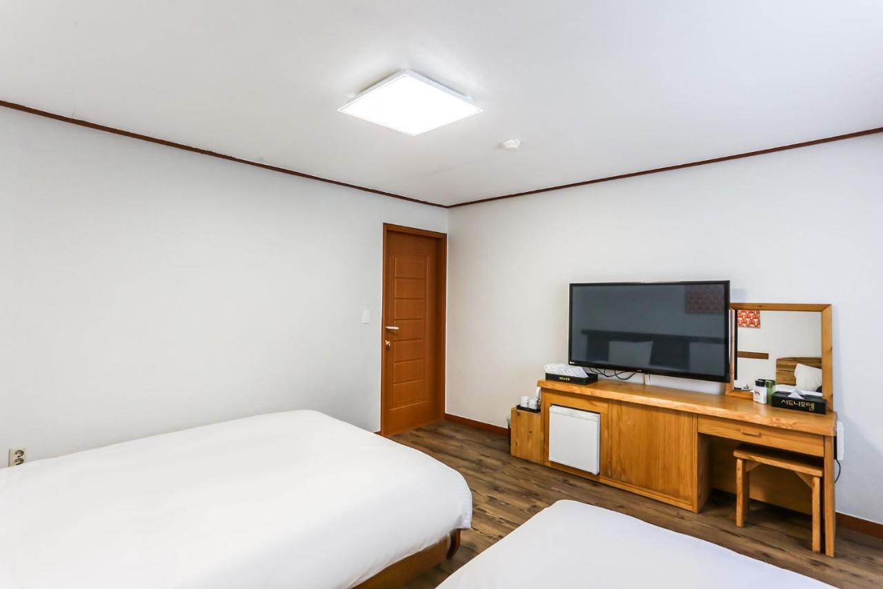 Fantastic Ocean View Sydney Hotel Jeju Buitenkant foto